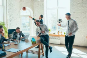 9 Fun Icebreaker Games & Activities Your Team Will Enjoy in 2023